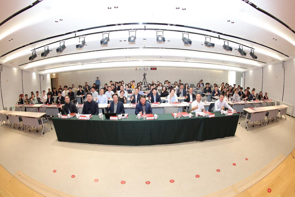 副校长初晓波在致辞中指出